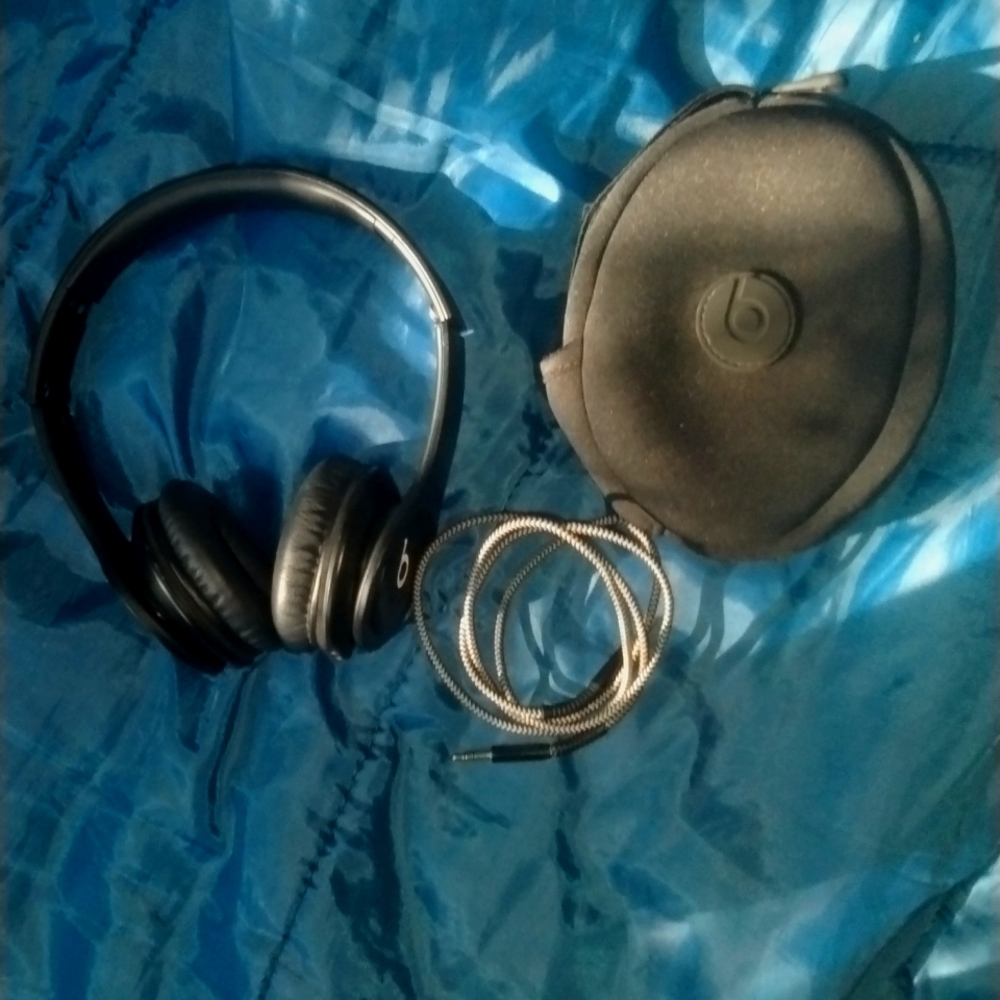 Beat headphones